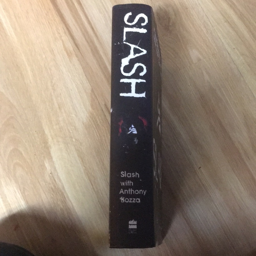 Slash book - Picture 3 of 5